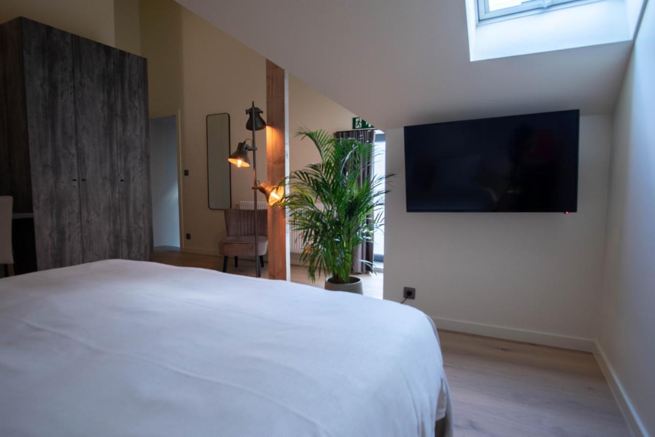 ニーウポールト 'T Ponton Bed & Breakfast エクステリア 写真